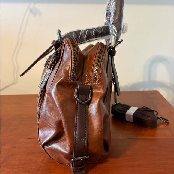 XIDIBAOLU Brown Vegan Leather Satchel Crossbody NWOT - Picture 11 of 11